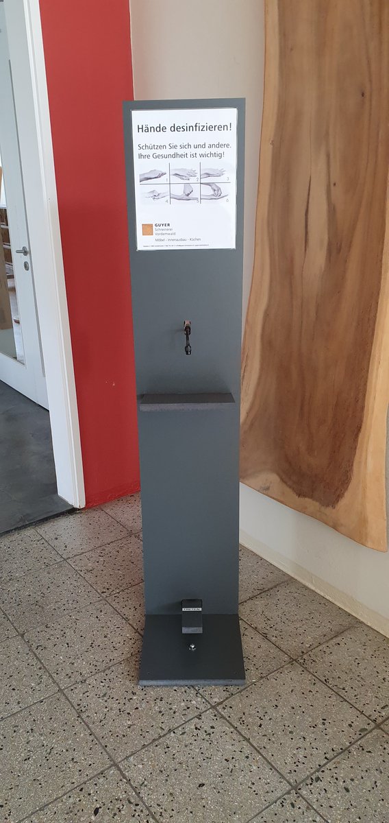 SZ_Schweiz's tweet photo. #Hygiene ist aktuell wichtiger denn je. Das hat einige #Schreinereien dazu animiert, #kreative Lösungen auszuarbeiten. #Strasserthun hat eine zehnteilige #Hygienestation entwickelt, die Schreinerei #Guyer einen #Desinfektionsständer mit #Fusspedal.
https://t.co/Si2lAnJicM https://t.co/GTQsuGaiio