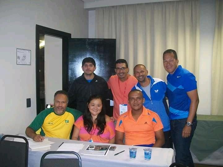 Kergue16's tweet photo. Recuerdo de mi participación en el taller #RoadToToronto en Sao pablo Brasil 2014 , evento organizado por @Agitos , mil gracias a @COLParalimpico y @davico_34 por su confianza para participar de este importante evento.
@Josecabo @ https://t.co/8EdNZ5JDJd
