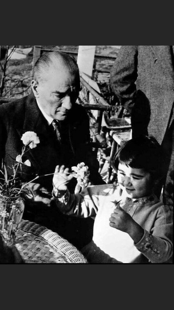 23 Nisan Ulusal Egemenlik ve Çocuk Bayramımız kutlu olsun🇹🇷