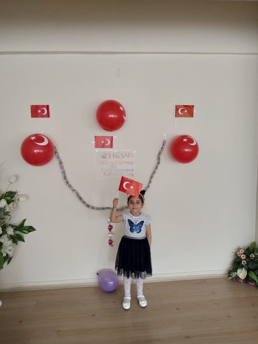 “Egemenlik kayıtsız şartsız milletindir.”
       Mustafa Kemal ATATÜRK
🇹🇷23 Nisan Ulusal Egemenlik ve Çocuk Bayramı kutlu olsun!🇹🇷