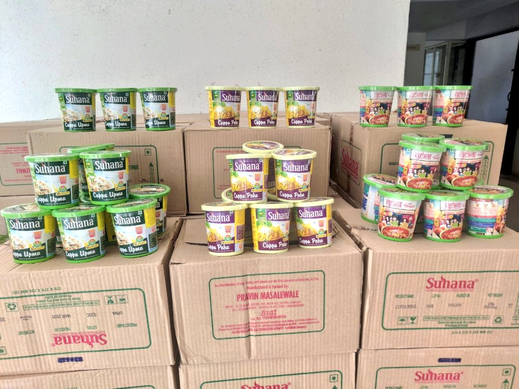 AkshayM_Bhosale's tweet photo. Donating Ready To Eat Packets - Ready To Delivery For Doctors & Nurse's - 1000 #packets #MahaNgo #Fedration @CMOMaharashtra @AjitPawarSpeaks @AnilDeshmukhNCP @rajeshtope11 @iahv @SriSri @shekhar_mundada @supriya_sule @MantralayaRoom @MahaDGIPR https://t.co/DrtGc9tTvs