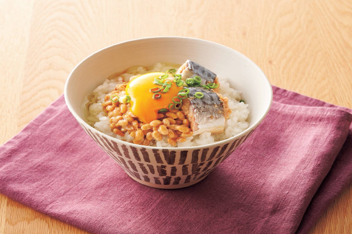 くらし良好 公式 サバ缶納豆たまごかけごはん さば缶 納豆 生卵 の組み合わせで 元気の出る朝食はいかがですか ボリュームたっぷり 栄養満点です 詳しいレシピはこちら T Co H1m5i1reou くらし良好 さば缶 卵かけごはん 朝食