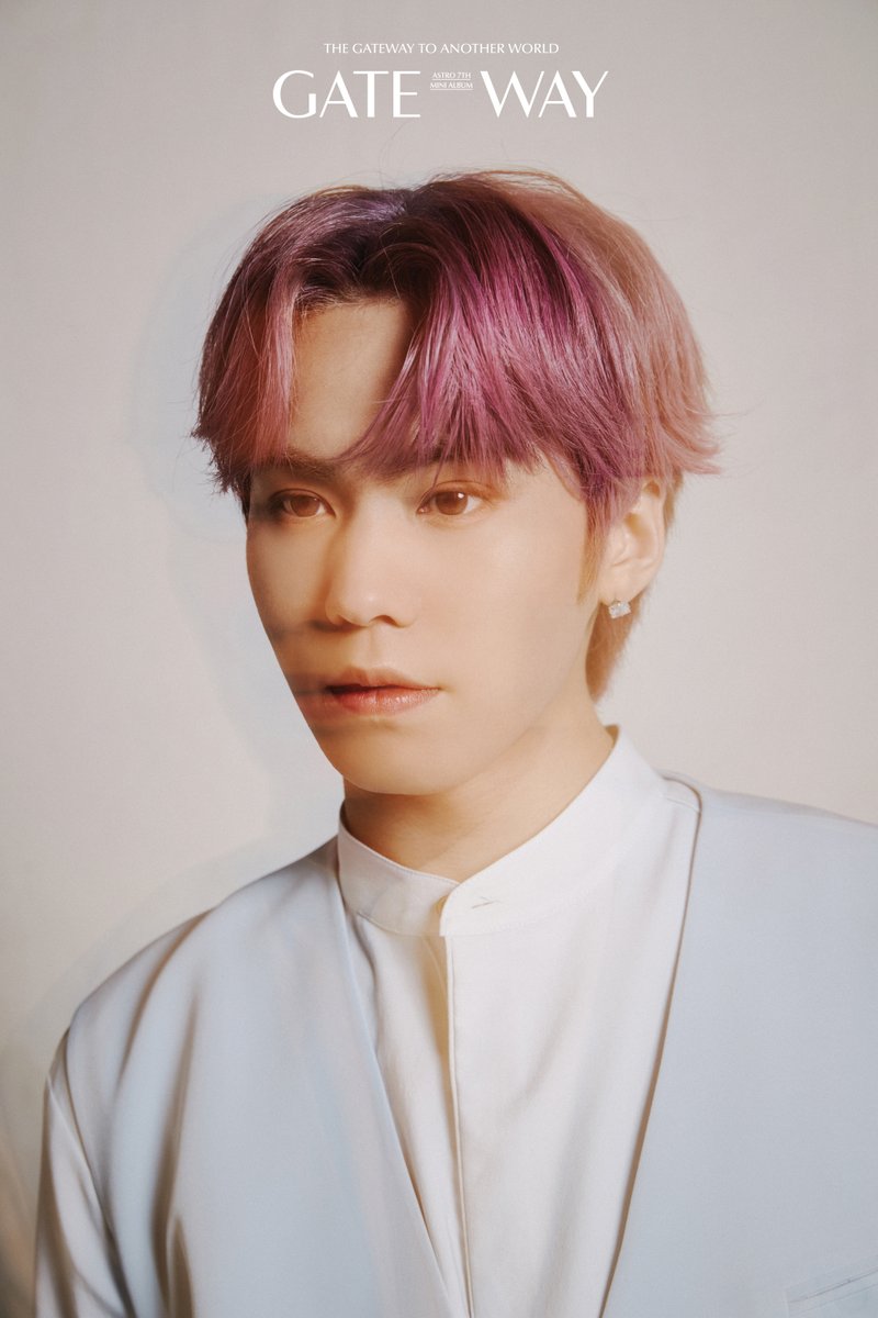 fantagiomusic_'s tweet photo. [#아스트로]
ASTRO 7th Mini Album <GATEWAY>
Official Photo - TIME TRAVELER Version ⏳

2020. 05. 04 6PM
Coming soon 🚪

#ASTRO #GATEWAY #Knock #널찾아가 #ROCKY https://t.co/5gDaK7dOP3