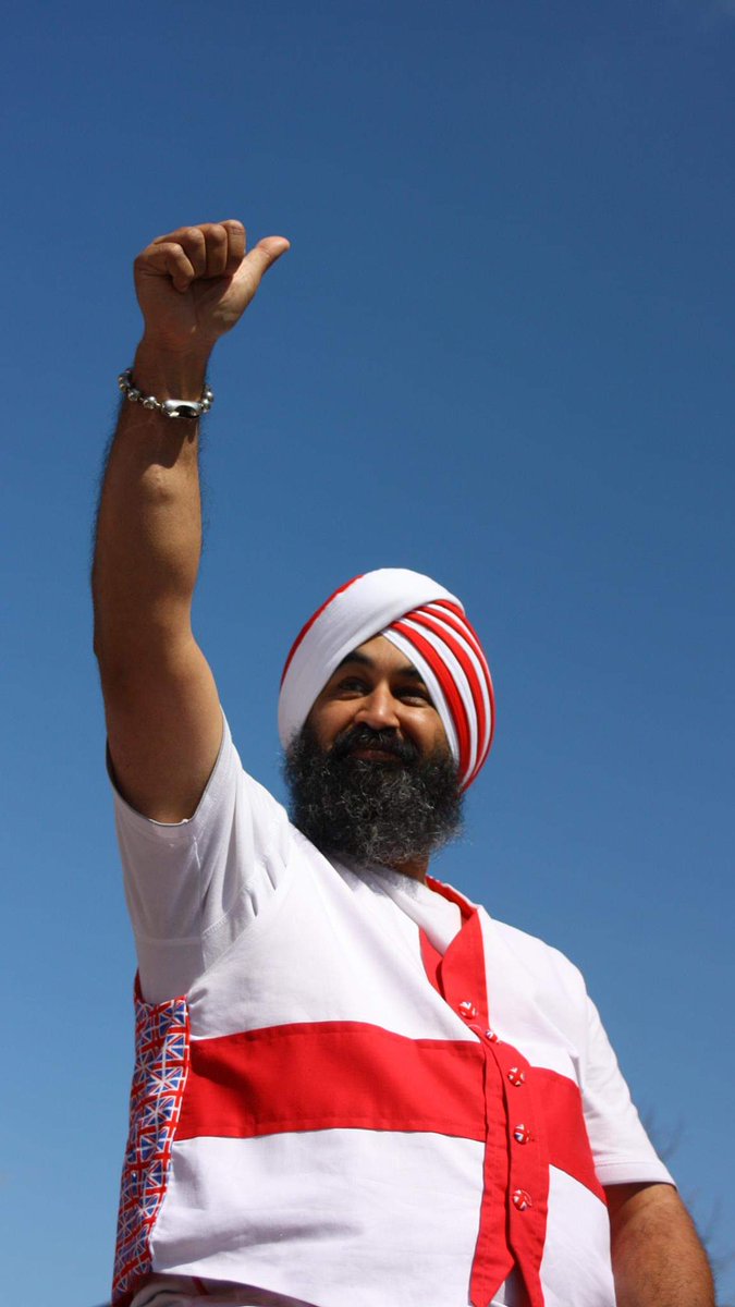 PlymouthChaz's tweet photo. #ProudToBeEnglish https://t.co/mrl9AAkfT3