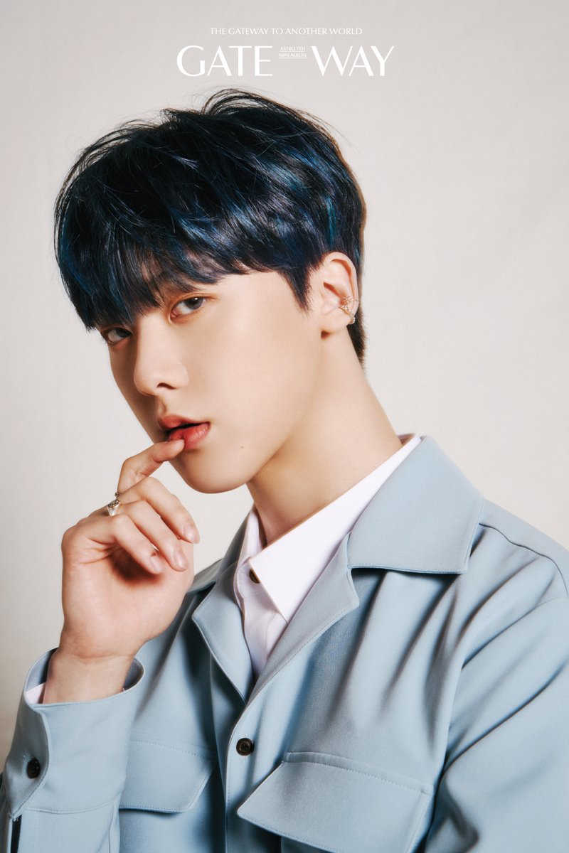 fantagiomusic_'s tweet photo. [#아스트로]
ASTRO 7th Mini Album <GATEWAY>
Official Photo - TIME TRAVELER Version ⏳

2020. 05. 04 6PM
Coming soon 🚪

#ASTRO #GATEWAY #Knock #널찾아가 #YOONSANHA https://t.co/0KOe8onyZy
