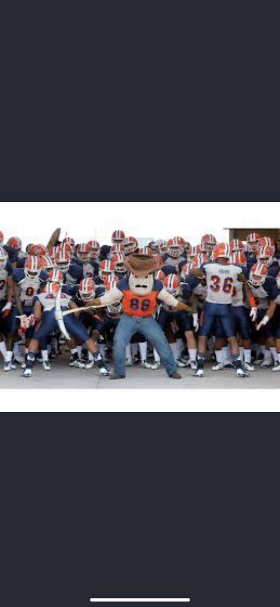 TreSimmons13's tweet photo. Blessed to receive my first offer from UTEP https://t.co/Oe84PYinyM