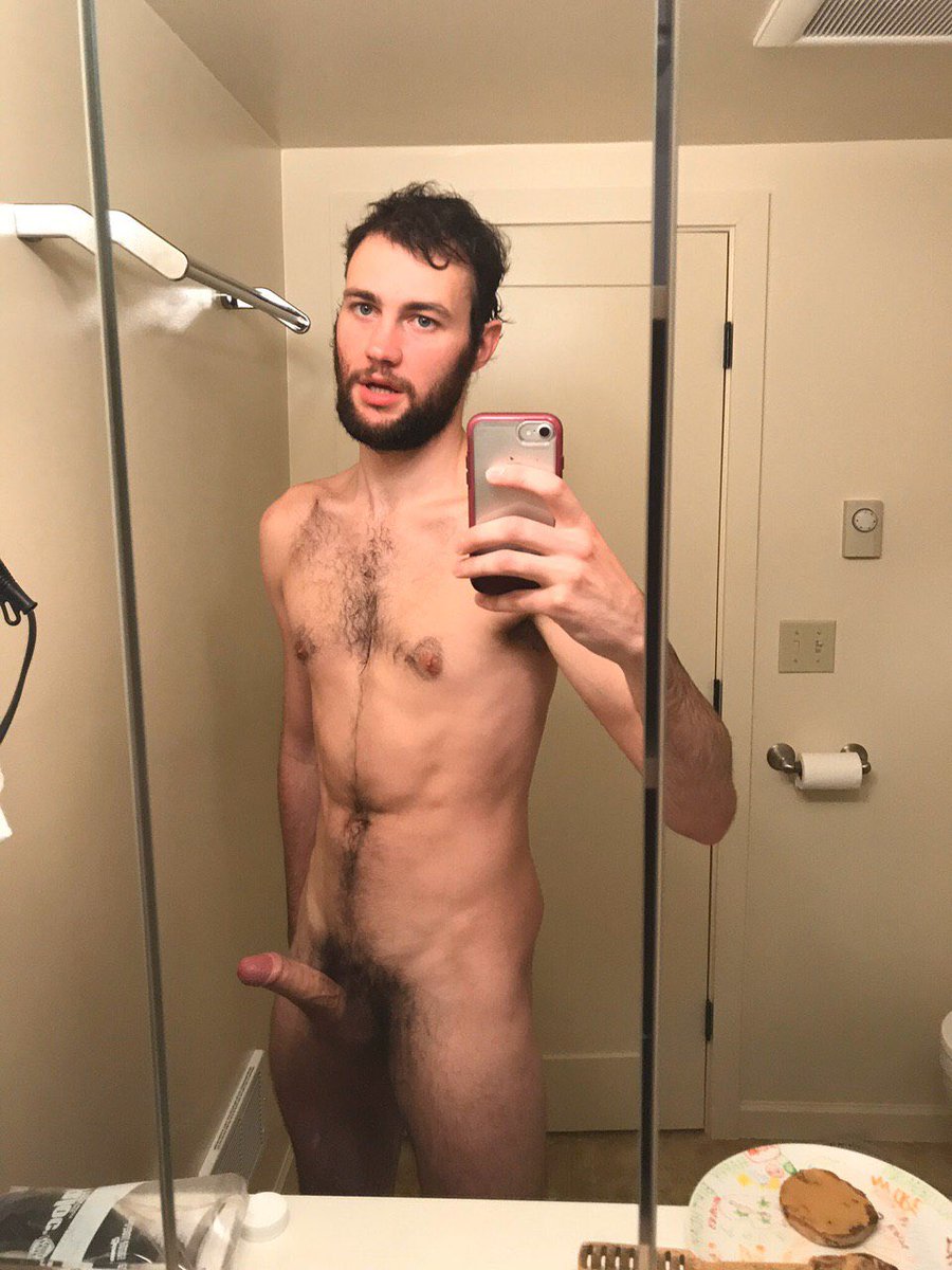 TerjeJacobsen88's tweet photo. Fag Skyler Brochet wants to be ruined. Expose him everywhere. https://t.co/HgUKfb7ym1