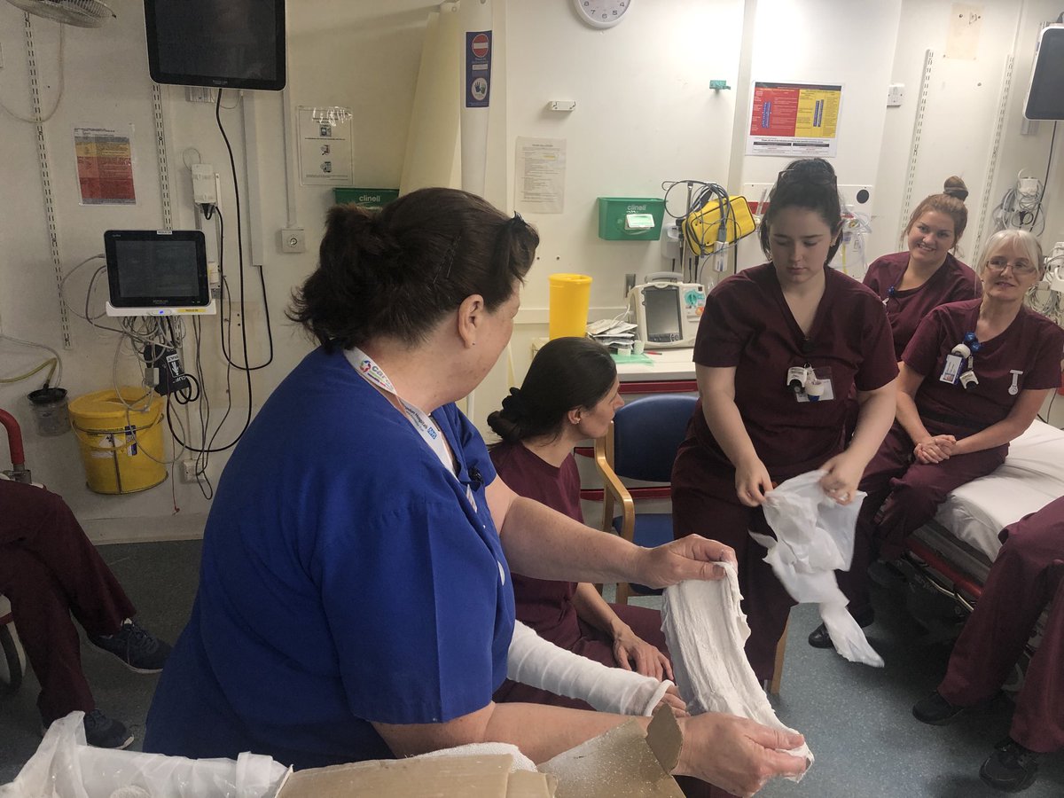 Neeraj Kumar Malhan (@neerajmalhan) on Twitter photo Excellent MDT #backslab teaching <a href="/HillingdonNHSFT/">The Hillingdon Hospitals</a> ED this morning. Well done team! <a href="/aribasu/">Ari Basu</a> <a href="/KirstyFarrell5/">Kirsty Farrell</a> <a href="/sepsismaggie/">Maggie Pacheco 💙 (she/her)</a> #emeducation Excellent MDT #backslab teaching <a href="/HillingdonNHSFT/">The Hillingdon Hospitals</a> ED this morning. Well done team! <a href="/aribasu/">Ari Basu</a> <a href="/KirstyFarrell5/">Kirsty Farrell</a> <a href="/sepsismaggie/">Maggie Pacheco 💙 (she/her)</a> #emeducation