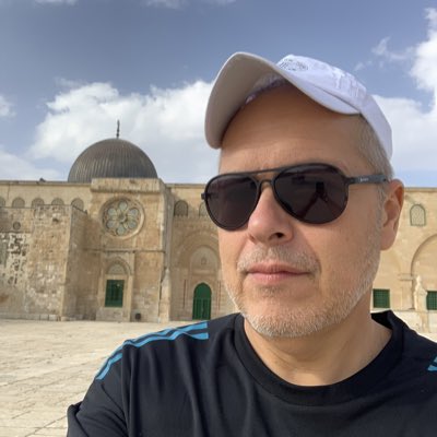 lorialbe's tweet photo. #NuovaFotoProfilo https://t.co/j9IZ8pEjji