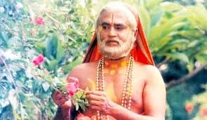SSR_Sivaraj's tweet photo. ஸ்ரீராகவேந்திரர் ஸ்வாமியாக தலைவர் :- 

1980களில் ராகவேந்திரரை வணங்கத்தொடங்கியதும் பல பிரச்னைகளிலிருந்து விடுபடத்தொடங்கினார்.

தனது சினிமா வாழ்விலும் பல முன்னேற்றங்களைக் கண்டார் தலைவர்.

இதனால் ராகவேந்திரரை வணங்காமல் அவரிடம் ஆசி கேளாமல் தனது எந்தச் செயலையும் அவர் தொடங்��ியதே இல்லை. https://t.co/Rh2eA8rjnh