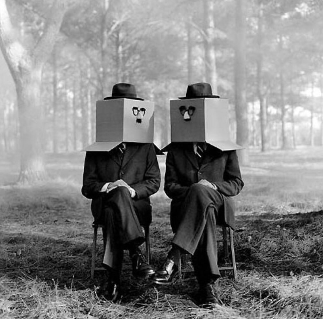 BornToDorm's tweet image. Torneremo ad incontrarci all'aria aperta.
📷 ph. rodney smith

#rodneysmith #bnw #bnwphotography #bnw_captures #bnw_greatshots #stayhome #covid19 #lockdown #socialdistancing #coronavirus #covid19 #isolamento