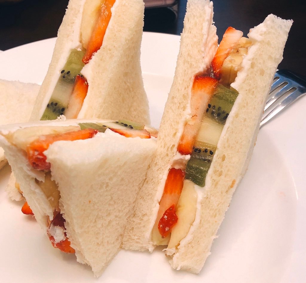 [forgot the pics in the last tweet oops, here are the snacks wendy sent pics of.. her mom is a  #CHEF]  #OurWendyIsHere  @RVsmtown