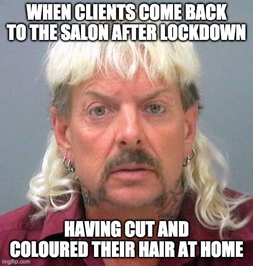 ConceptHairMag's tweet photo. 😂😂
#hairhumor #hairmeme #hairdresserhumour #hairdresserhumor #hairhumour #tigerking #joeexotic #mullet #hairathome #homehairdressing #hairdisaster #hair #meme #hairfunny https://t.co/atqa6ivnwz
