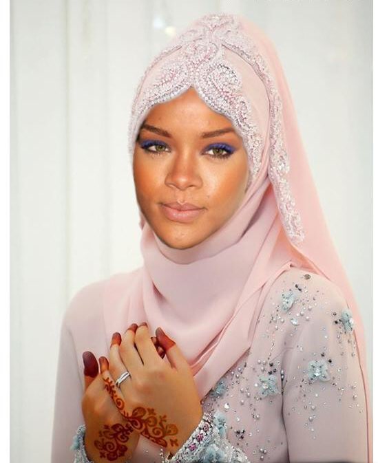 Happy fasting to all muslim out there!! Ikhlas dari Taylorokiah, Nik Nur minajjah, Nur Rihanna and Siti Ariana Zaiton 