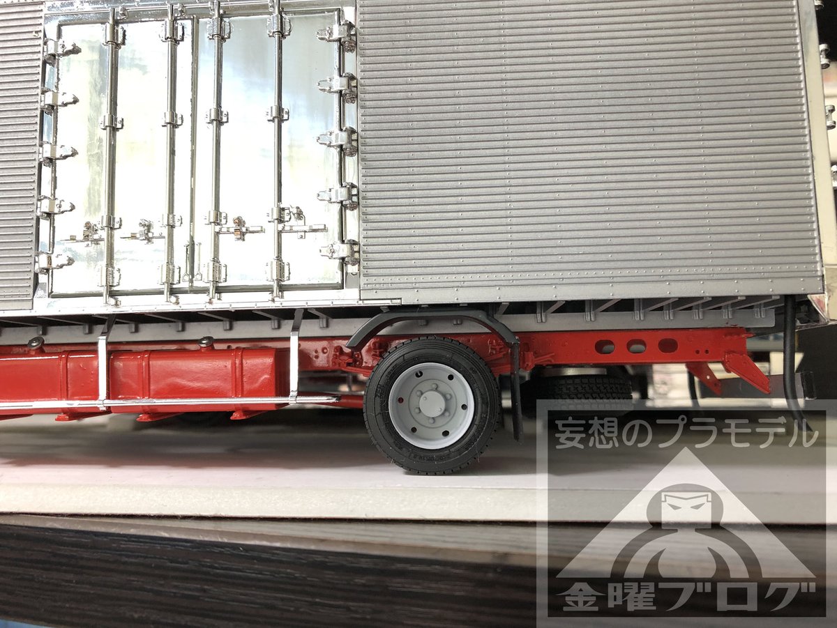 6月新製品1/32ヘビーフレイトNo.05いすゞフォワードハイスター冷凍車に 