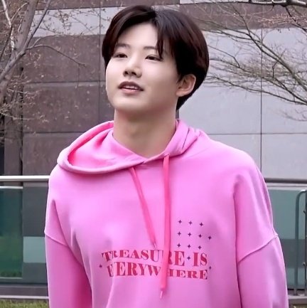 okay but hear me out bcos junkyu in pink....is....just....wow....