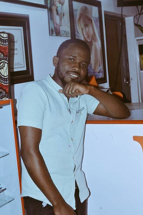 miclymes's tweet photo. Just simple https://t.co/qxFwB1Pd7d