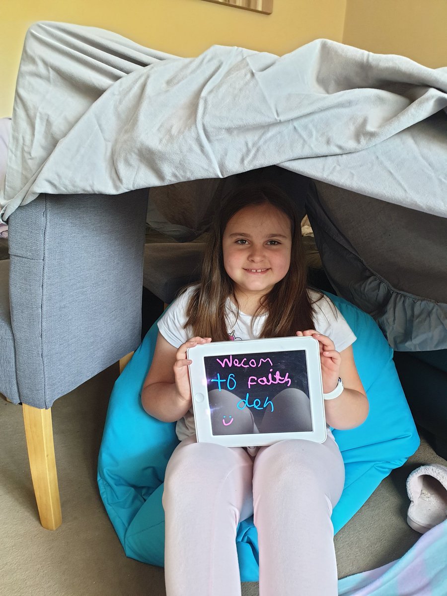 TABASCO1's tweet photo. Day 12 Faith's den making #Charmanschallenge @OakridgeFed https://t.co/3ZqgOnaGnj