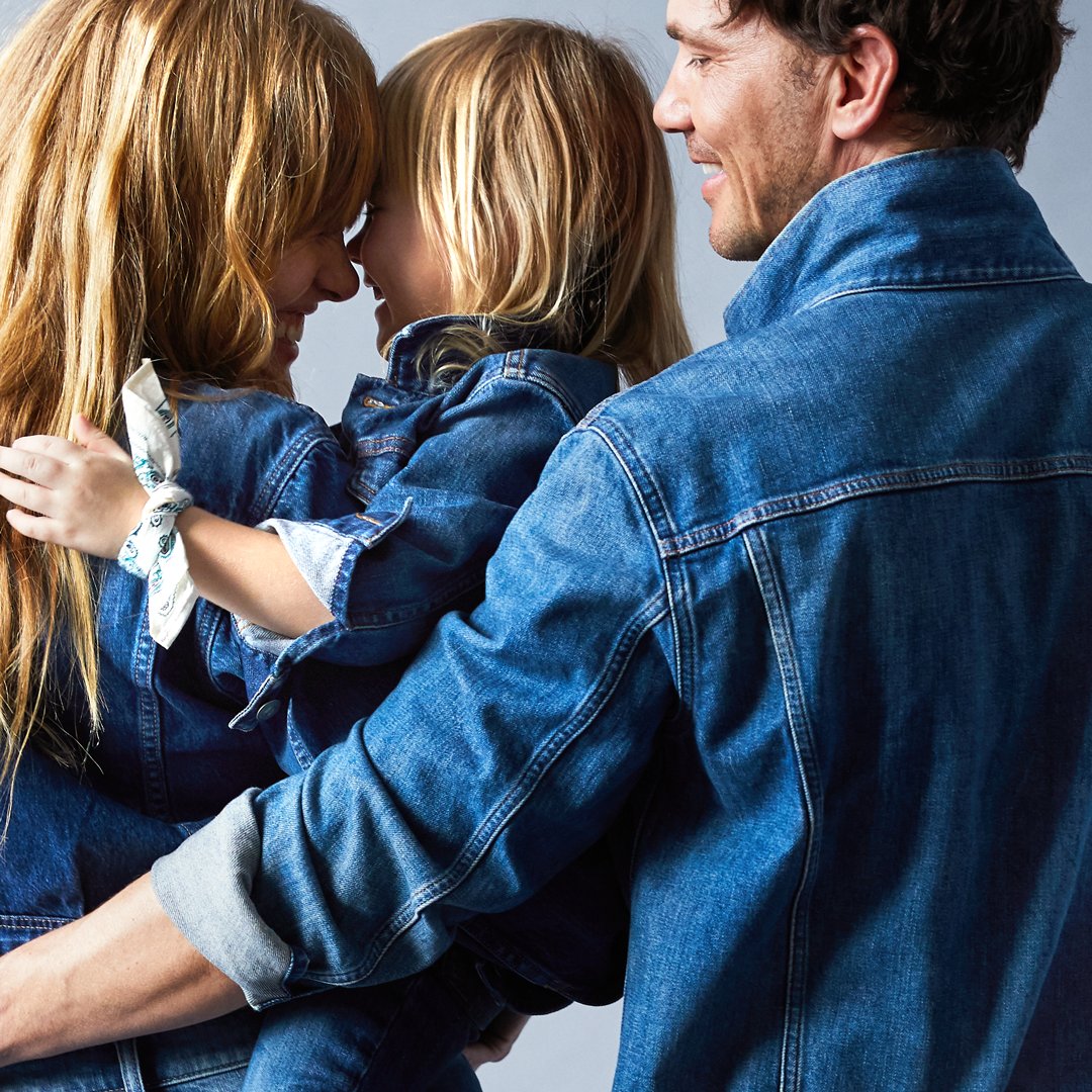 UKGap's tweet photo. What makes our BETTERMADE DENIM, better? We source organic cotton Candiani Italian denim— naturally soft and built to last — and use water-saving dyes so your blues are as true as can be. Good for you. Good for the kids. Good for the planet. #GapDenim https://t.co/H8dvUoBL4n