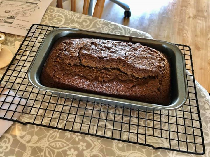 DrBeauBeaumont's tweet photo. Having another crack at making bagels this morning: but while they're doing their thing in the oven, here's a gingerbread loaf to keep you going. #LockdownBakery https://t.co/oWHjJJdChR
