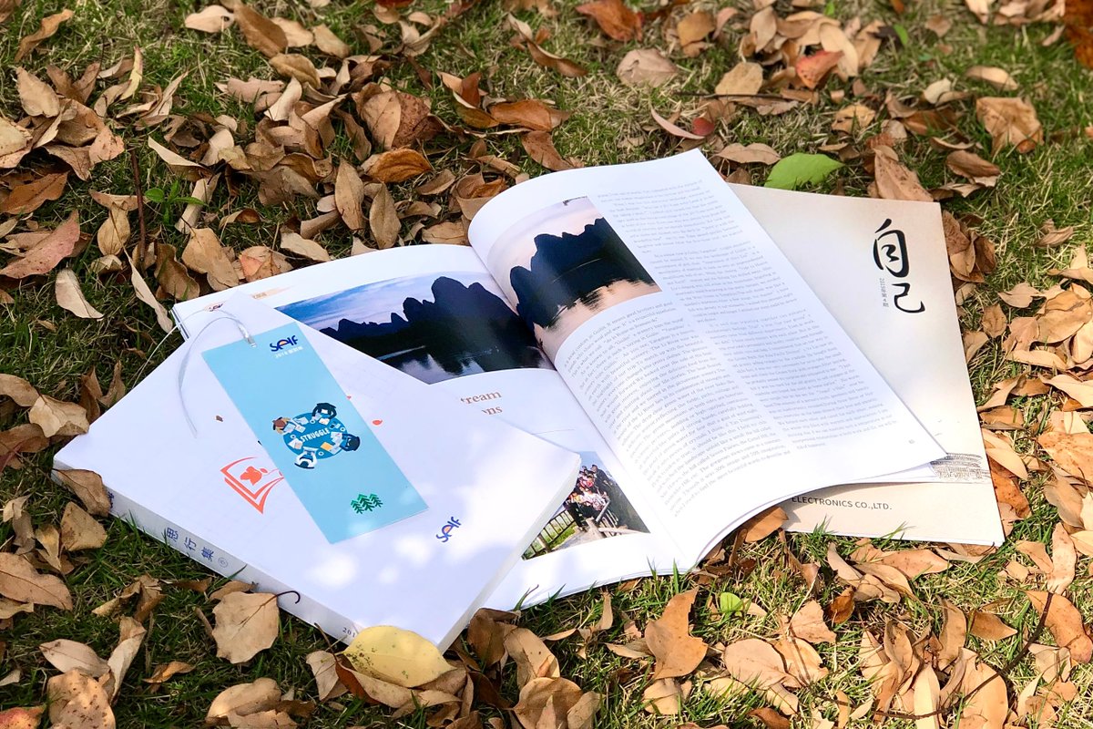 selfelctronics's tweet image. How long haven't you read a whole book? 
At this World Book Day, enjoy the afternoon sunshine on the grass and read a book.
The books that you read when you're young that live with you forever.
#worldbookday