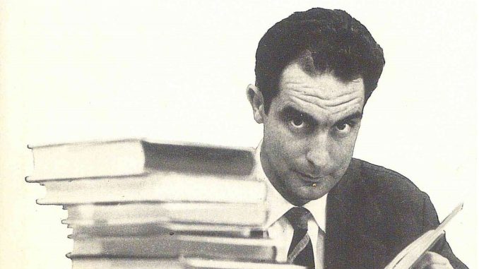 "Un classico è un libro che non ha mai finito di dire  quel che ha da dire" (Italo Calvino - Perché leggere i classici)

#WorldBookDay
#GiornataMondialeDelLibro
#23aprile