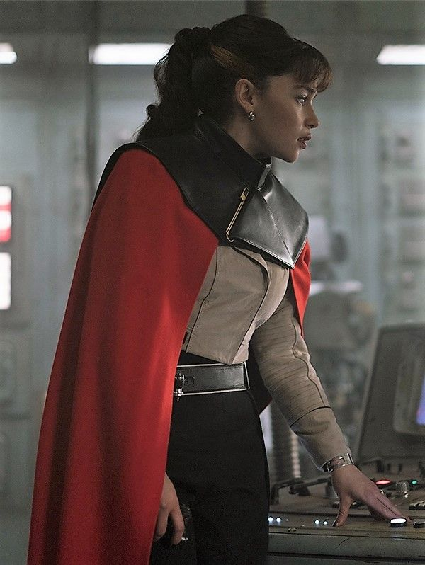 The only semi-independent female Disney SW character I've liked to date is Qi'ra, from Solo. She's  that bitch omg I love her