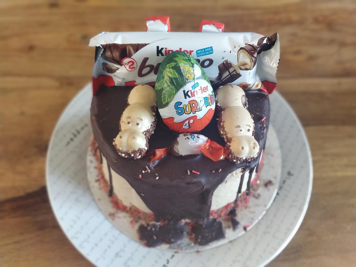 LRW_Architects's tweet photo. During lockdown weโve decided to send our employees cakes on their birthday! Happy Birthday to our brilliant Architect @JoeyC_83, we hope you enjoy your #birthdaytreat โฆ donโt eat it all at once! #isolationbirthdays https://t.co/J2E3M7mnjU