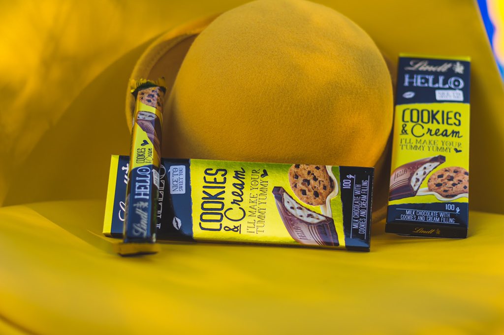 FixMoeti's tweet photo. As we head into winter letโs do a young throwback to โsummer summer summer timeโ ๐ถ ๐ถ ๐ถ โ๏ธ โ๏ธ โ๏ธ #Ad #LindtHello #LindtSouthAfrica #CookiesAndCream
๐ธ: @BenMatjiu https://t.co/D7lkNZGQDF