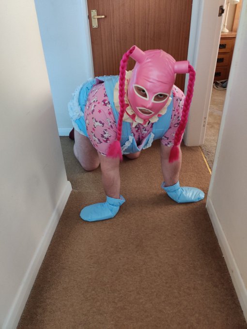 Come along sissy,.time to change your nappy. #sissy #femdom #strapon  Sissy loves her @Rubber55_Latex<a href="/tag/sissy"class="tags">#sissy</a><a href="/tag/femdom"class="tags"><span>#femdom</span></a><a href="/tag/strapon"class="tags"><span>#strapon</span></a>