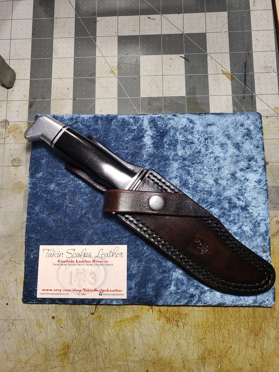 TAKIN_13_SCALPS's tweet photo. Thick double stitched Buck 119 sheath #bushcraft #bushcraftknife #everydaycarry #buckknives #buckusa #buck #buckknife #buck119 #buckknife #camping #outdoors #fishing #camping #leather #leatherwork #leathercraft #leathersheath  #survival #survivalist #edc #edcgear #edccommunity https://t.co/N4uzdg6ttv