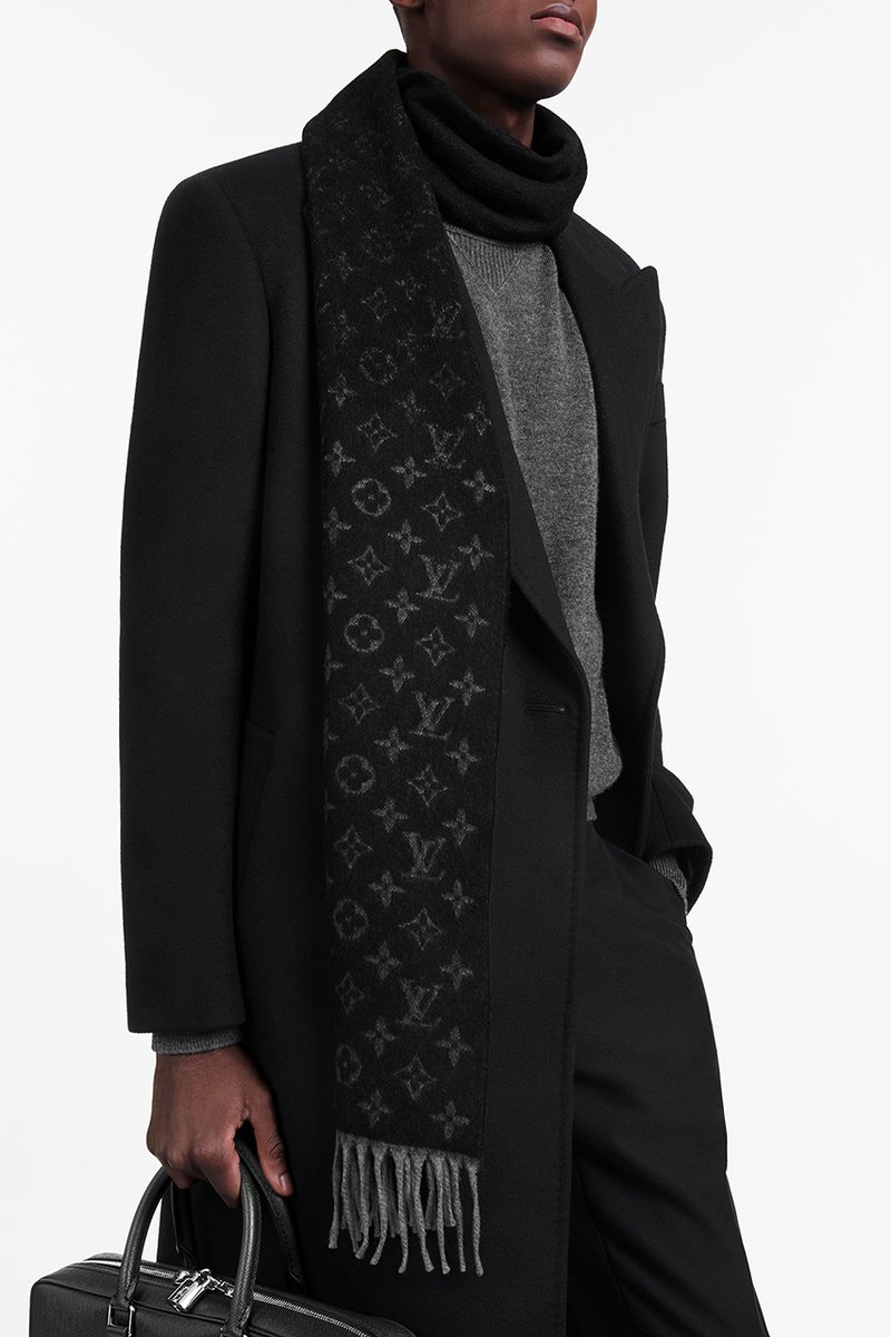 PAPAANcom's tweet photo. Louis Vuitton mevcut sezon için Erkek Aksesuar Koleksiyonunu görücüye çıkardı.

@LouisVuitton @virgilabloh #LouisVuitton 

https://t.co/bRlsGH2RYW https://t.co/mVwg8PP4Gp