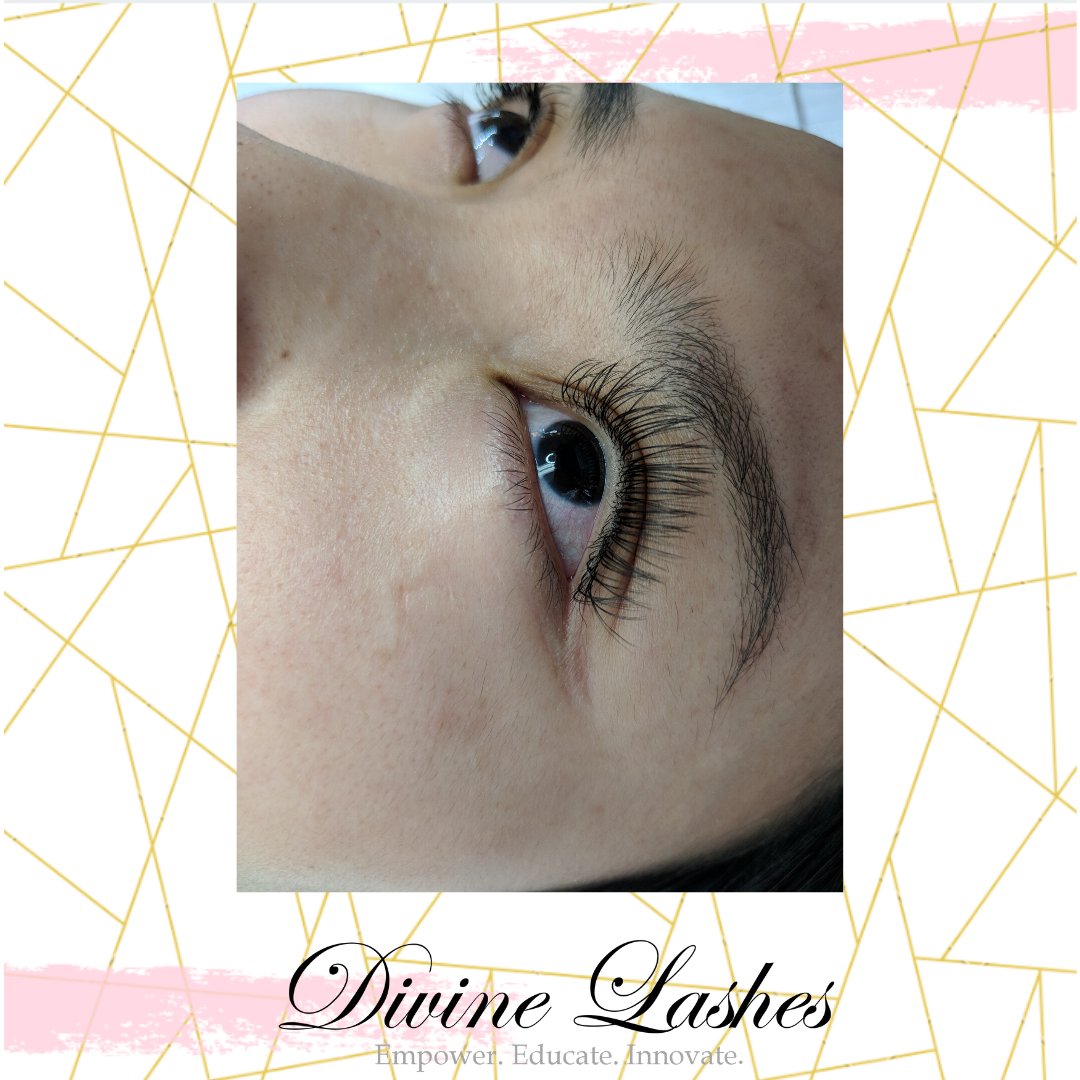 DivineLashes1's tweet photo. A little Dolly to give the extra oomf ✨
.
#Dolly #DollyStyle #EyelashExtensions #Toronto #Montreal #Beauty #TorontoLashes #MontrealLashes #TorontoBeauty #MontrealBeauty https://t.co/mEfDXDVHg9