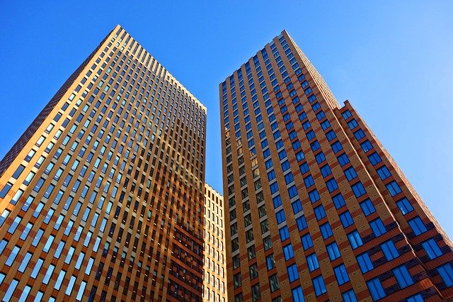 RatioLaw's tweet photo. A group of local leaders, including Manchester Mayor Andy Burnham and Liverpool City Region Metro Mayor Steve Rotheram, has pledged to continue work to remove unsafe cladding from high-rise buildings despite the Covid-19 lockdown. 
#RegionalPropertyNews
https://t.co/xqFyujPRWk https://t.co/OT7gjck80d