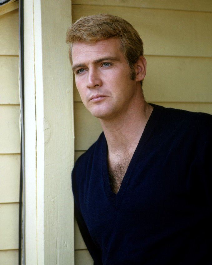 Happy birthday Lee Majors!! 