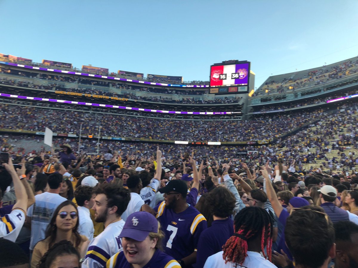 Anybody see Joe Burrow in that crowd?Were you in that crowd?That day, when  #LSU stunned No. 2 Georgia 36-16? https://bit.ly/2XVAkdz That was LSU's biggest win in years.More were to come.