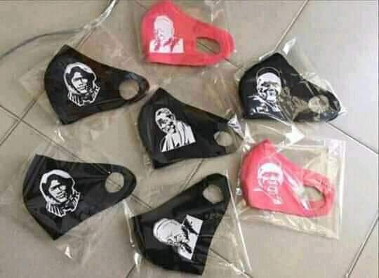 ziziniesta's tweet image. On parle de protection mais pas d'appartenance. Ces érudits méritent le maximum de respect et de considération! On peut accepter la personnalisation des masques mais de là en a mettre leurs photos c'est trop. 
Li metinama trop