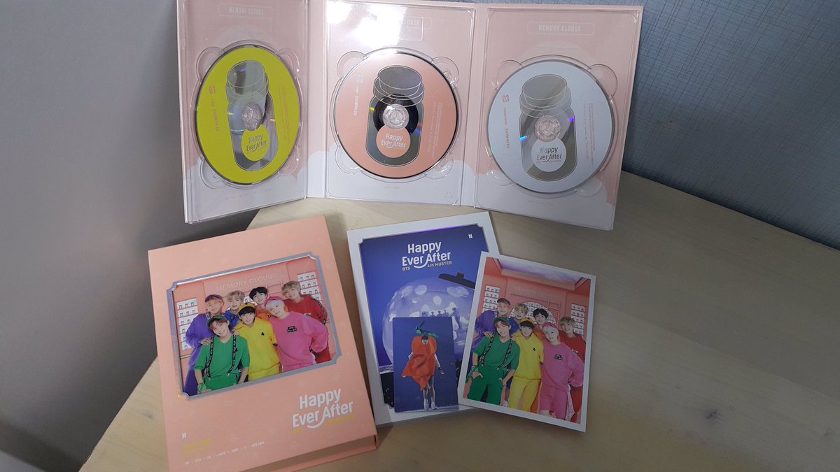 hams_zi's tweet photo. 🇰🇷ดีลเกา #แฮมจี้ดีล 
BTS LOVE YOURSELF DVDการ์ดแทฮยอง โปสแทฮยอฃ
BTS 4th MUSTER DVD (happy ever after) การ์ดจองกุก
BTS 3th MUSTER DVD การ์ดจีมิน
BTS SUMMER PACKAGE แทฮยอง
ราคา 1750 ทุกอัน

📮70 ems 
#ตลาดนัดบังทัน ตามหา https://t.co/vgmpH4okN0