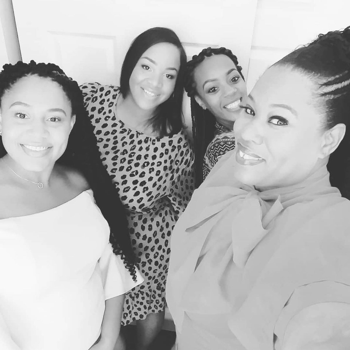 covesa's tweet image. #TBT to our last photoshoot! I love the team and this is only half of em but I miss them. Zoom is great, we have a meeting every other week but there’s I miss the love taps&amp;amp;hugs. 

Look at those smiling faces! How can you not just love em 😌💗?!?!? #MissingTheCrew #Squad