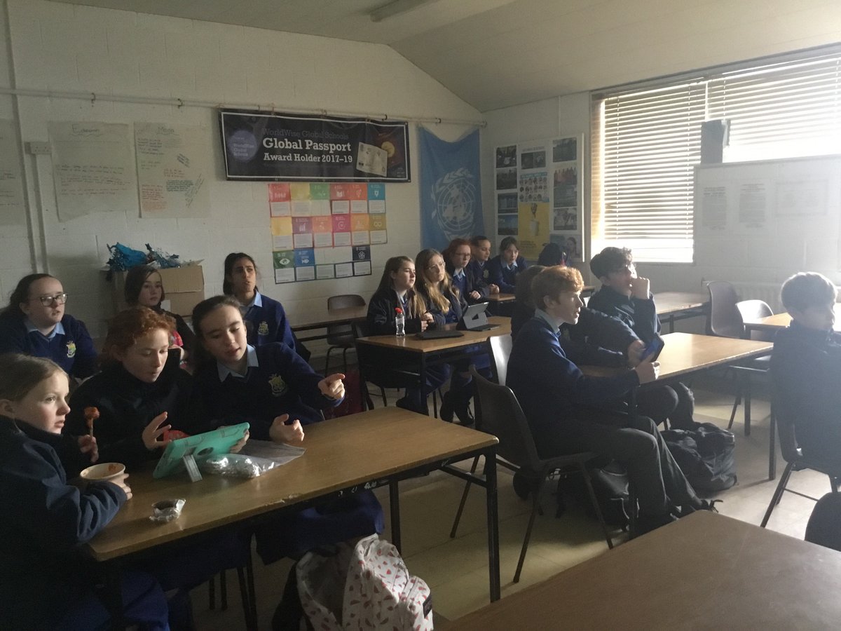 LearningHubRush's tweet photo. When we had our first ever Christmas Kahoot competition with the first years . This helped the first years learn some interesting facts . It was a fun experiance for all with everyone getting a selection box at the end . @AKinsella
#learninghub2020 https://t.co/MBpk2Nr2LC