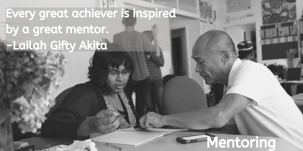 ulprofwrite's tweet photo. Are you feeling lost, not knowing what should come next? Finding a mentor can help you figure out the next steps to further you education and career. Reach out to your favorite professor or faculty memeber and ask for advice! #Mentoring #Professional #Writing https://t.co/RI4kGfhDQv