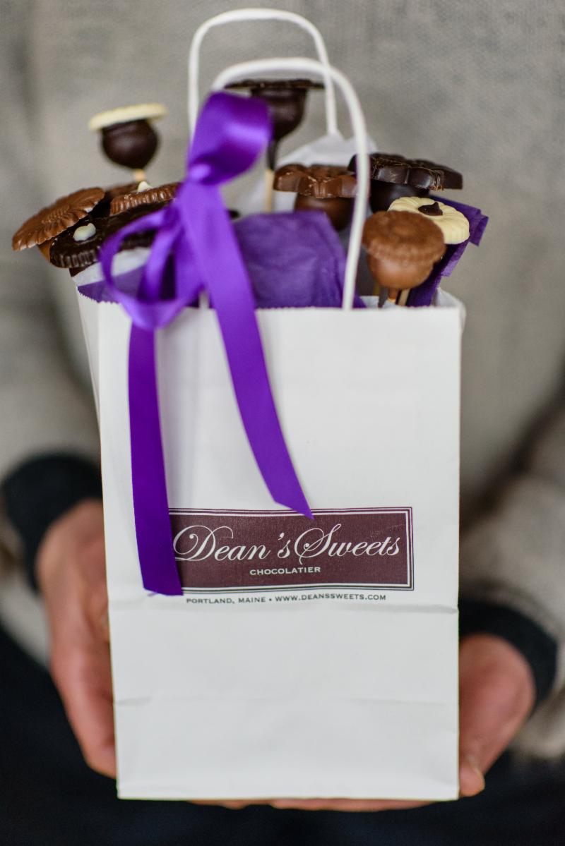 Send your love to Mom. . . and all those who need it - Dean'sSweets Chocolate conta.cc/3cFEpqp