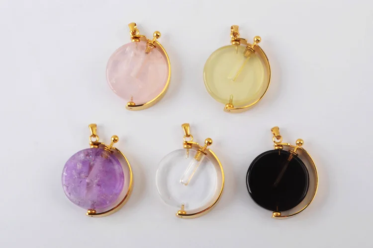 これは貴族のマジックアイテム？無意味に回転する香水瓶ペンダントトップだったwww