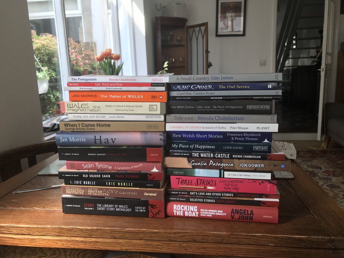 beccaleigh99's tweet photo. Sorting out a few of my fave’s for @BCWales big read of #Welshbooks. Garner’s #Owlservice in or out as a Welsh book? https://t.co/kiPCGDV8Ue