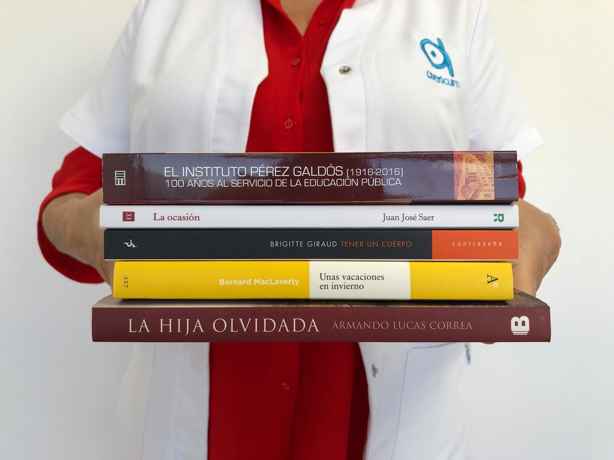 avericum's tweet image. Las #BibliotecasAvericum están llenas de intriga, pasión, motivación y alegría gracias a la colaboración con @libreriacanaima Las personas que reciben su tratamiento de #diálisis viajan durante unas horas entre otras historias ¡Que siga siendo así! #DíadelLibro #pacientes