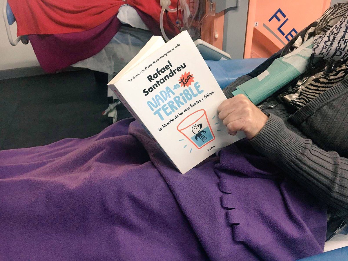 avericum's tweet image. Las #BibliotecasAvericum están llenas de intriga, pasión, motivación y alegría gracias a la colaboración con @libreriacanaima Las personas que reciben su tratamiento de #diálisis viajan durante unas horas entre otras historias ¡Que siga siendo así! #DíadelLibro #pacientes