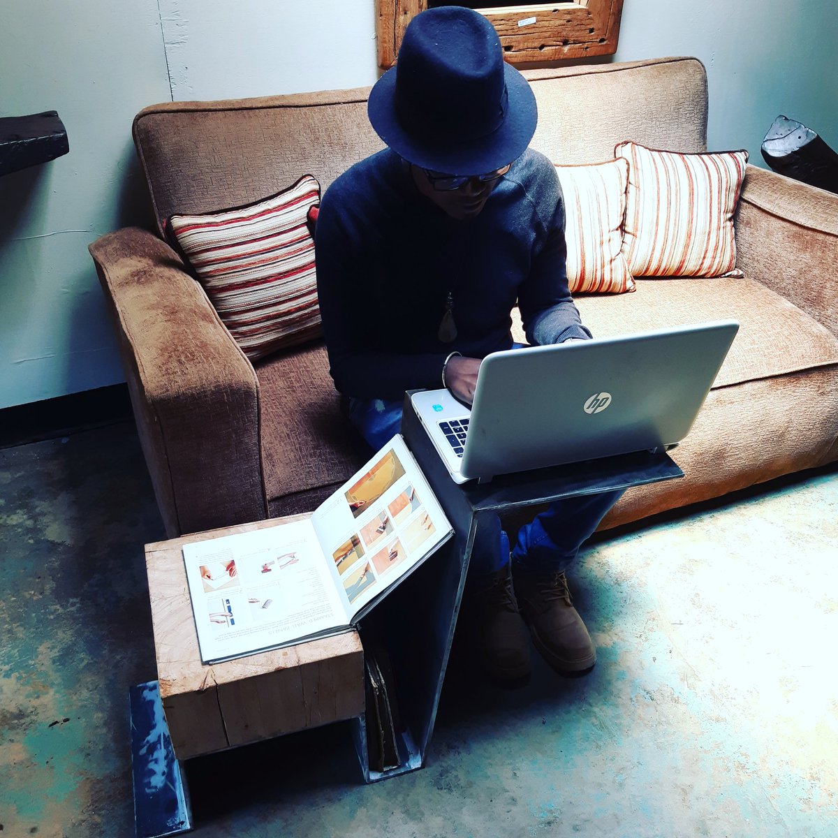 dnahinga's tweet photo. New Workshop. We are ready to take orders.

Items can be sketches, googled images, word descriptions.

Hint: Cool stuff will be given priority. 

#UBSpaces 
#MetalWork
#MadeWithLove https://t.co/qqko1T18D6