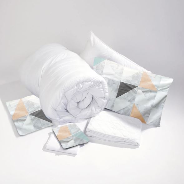 UniKitOut's tweet photo. By popular demand, We are giving isolating #Keyworkers 25% off all of our Move-in Kits. We have bedroom, kitchen &amp; bathroom kits available for next day delivery. Quote THANKYOU25. (ID rqd) https://t.co/7QCGGlIzWF

#stayhome #nhsdiscount #thankyounhs #isolationpacks https://t.co/7enHVUWqP4