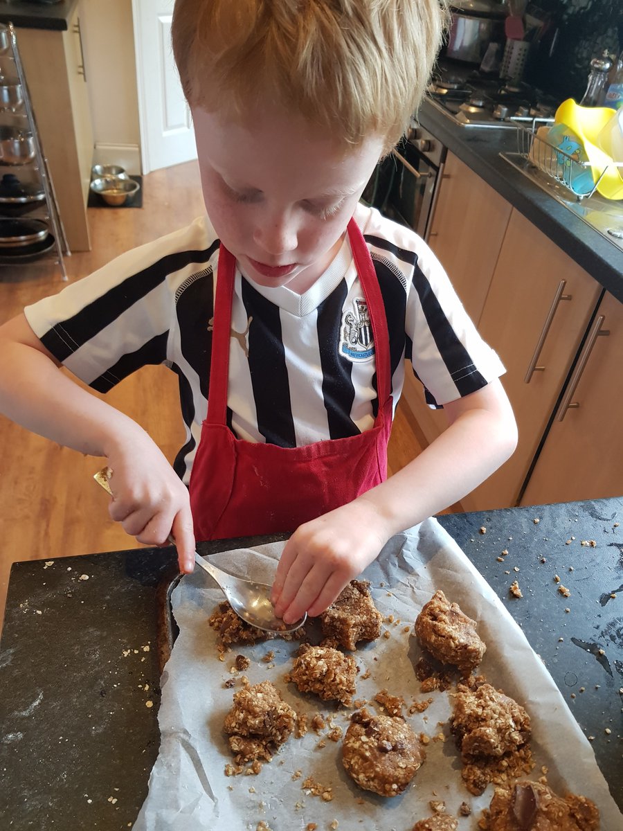 Baking cookies this morning with L &amp; writing out the recipe <a href="/ShotleyBPrimary/">Shotley Bridge Primary School</a> #Reception #homeschool we enjoyed Mr Bell's video too