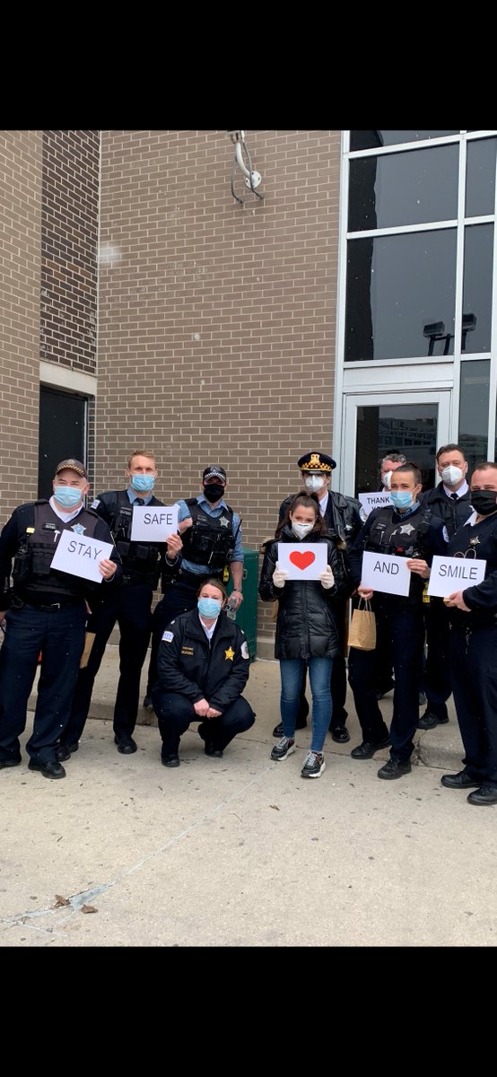 Chicago high school student delivers Stay Safe and Smile kits to Chicago Police officers, seniors &amp; Deborah's Place <a href="/ABC7Chicago/">ABC 7 Chicago</a> #StaySafe